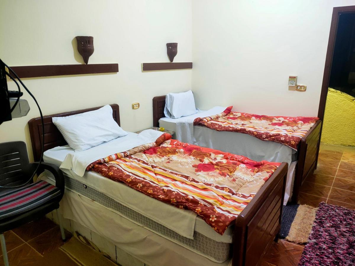 Ahmed Safari Camp Hotel Bawiti Exterior photo